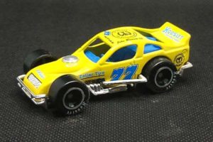 77 John Blewett III Rolling Thunder Diecast Original Series